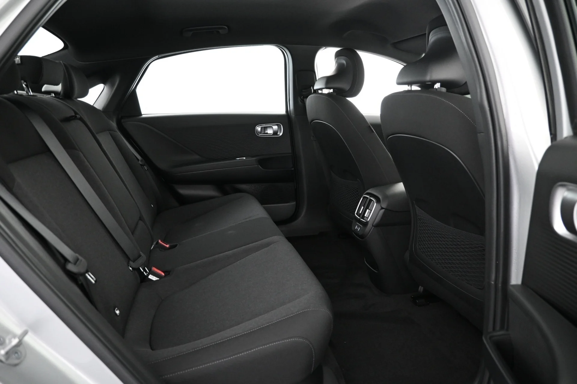 Car Image - 7c4k4r0LDB93WTAa3pS4fr