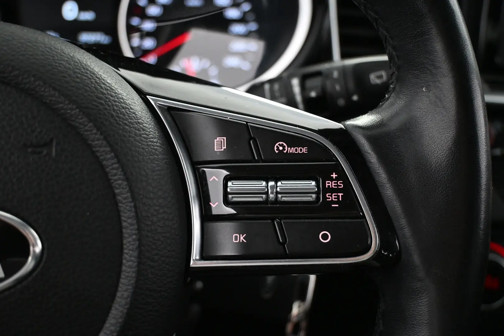 Car Image - 3vIX7nadtls1eiMsJT4uR