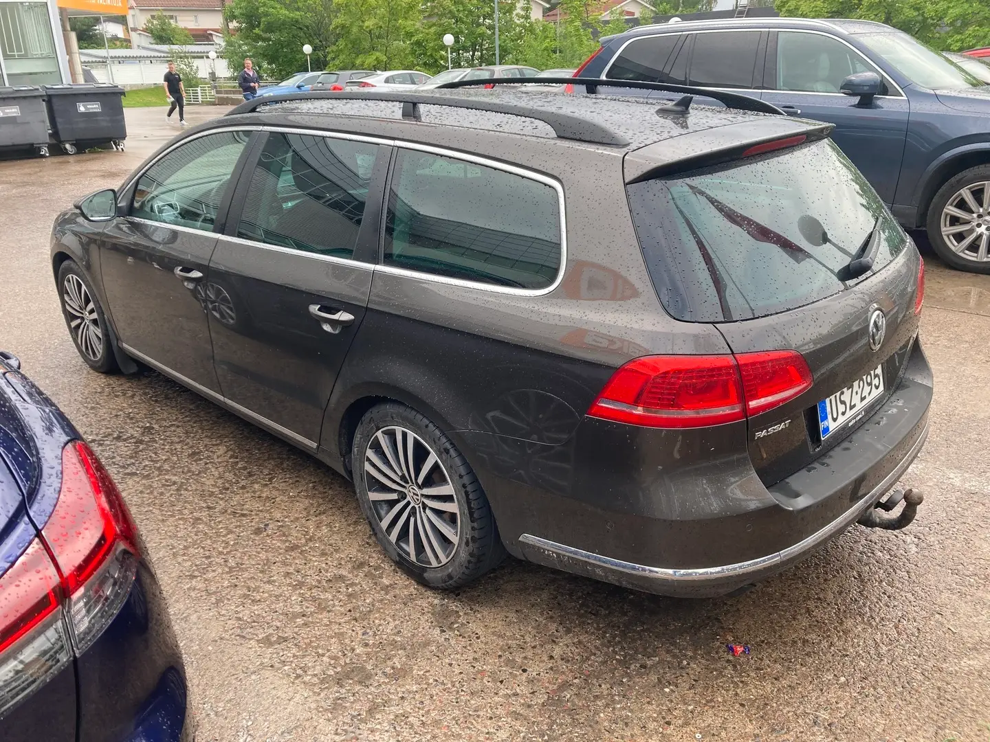 Car Image - 2Nn6Iu4PVUOXftUpdvL6DN