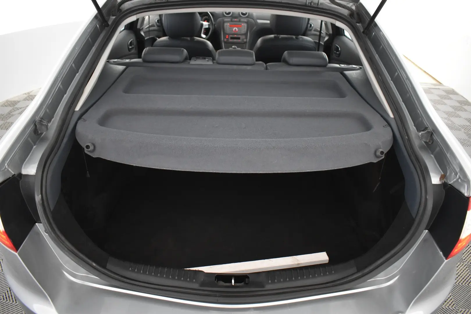Car Image - 7sn79JgBl0TUXlwAJAyJoz