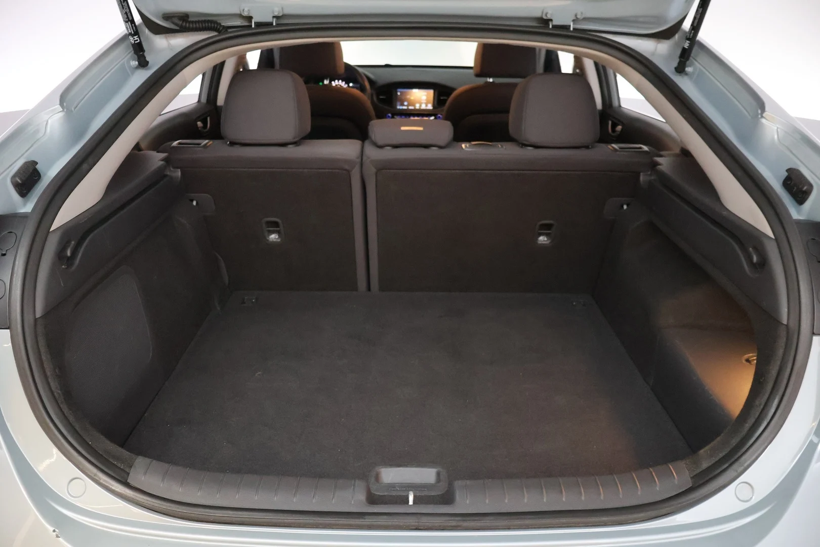 Car Image - 7BRjASeZPyQLsELHeMbBi8