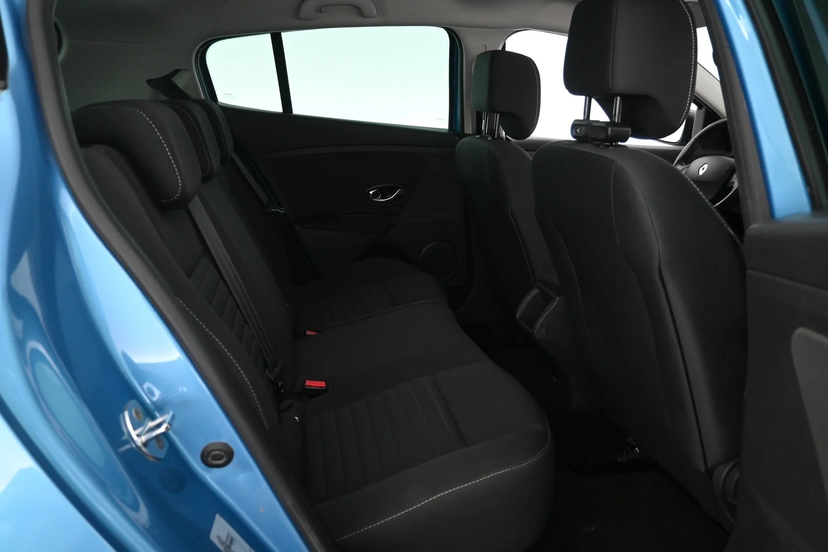 Car Image - 7cw0kXgJYNLVfUiTIq70S3