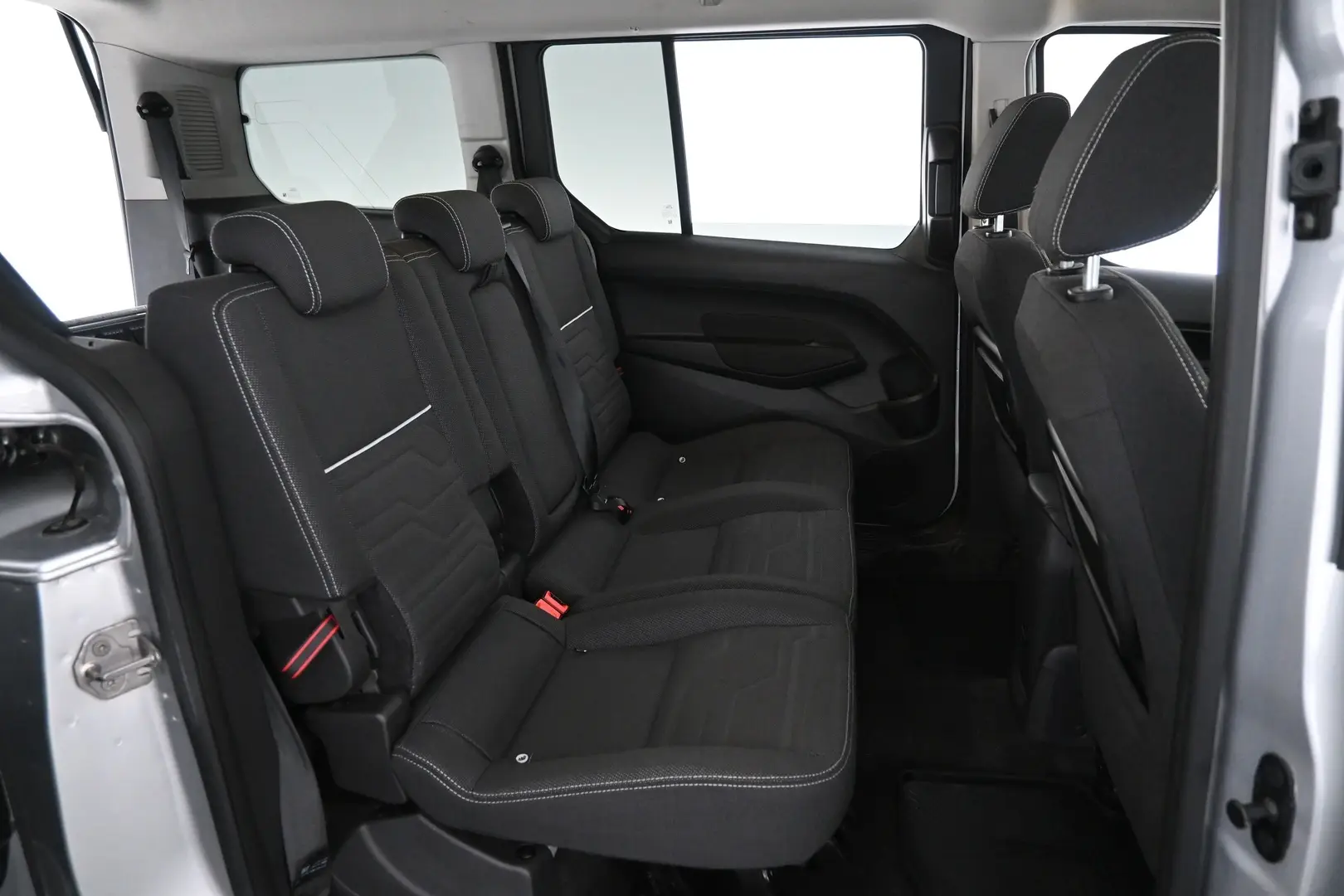 Car Image - 1CWrVQAwoIGrFAfZti4eiq