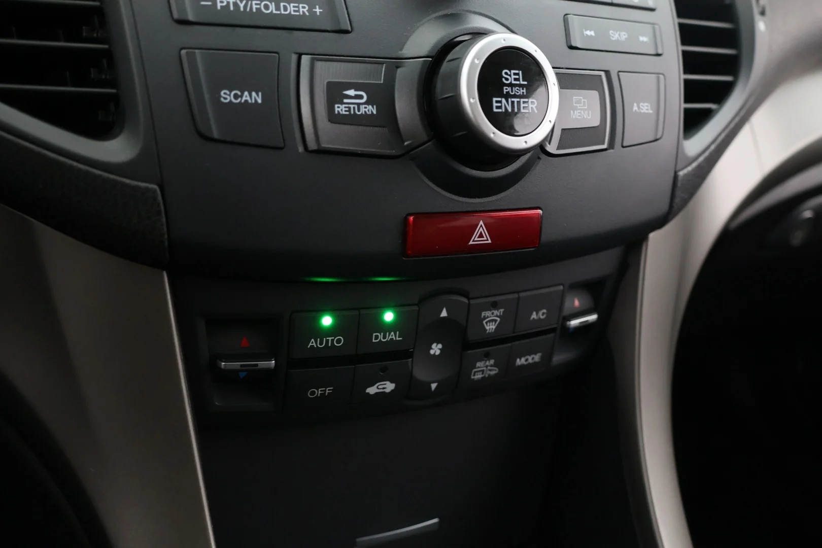Car Image - sNJwgKb9VY0On2cyOQkhb