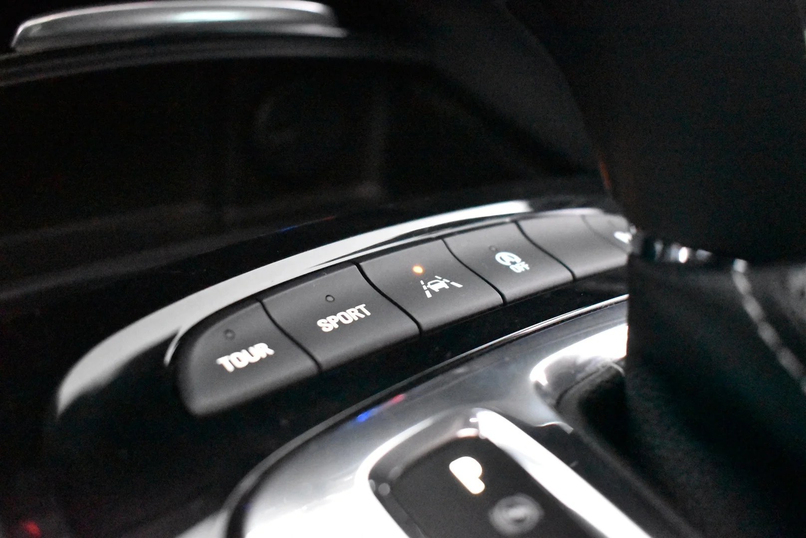 Car Image - 2QsvkyqbkHWAiRwzuC5HpF