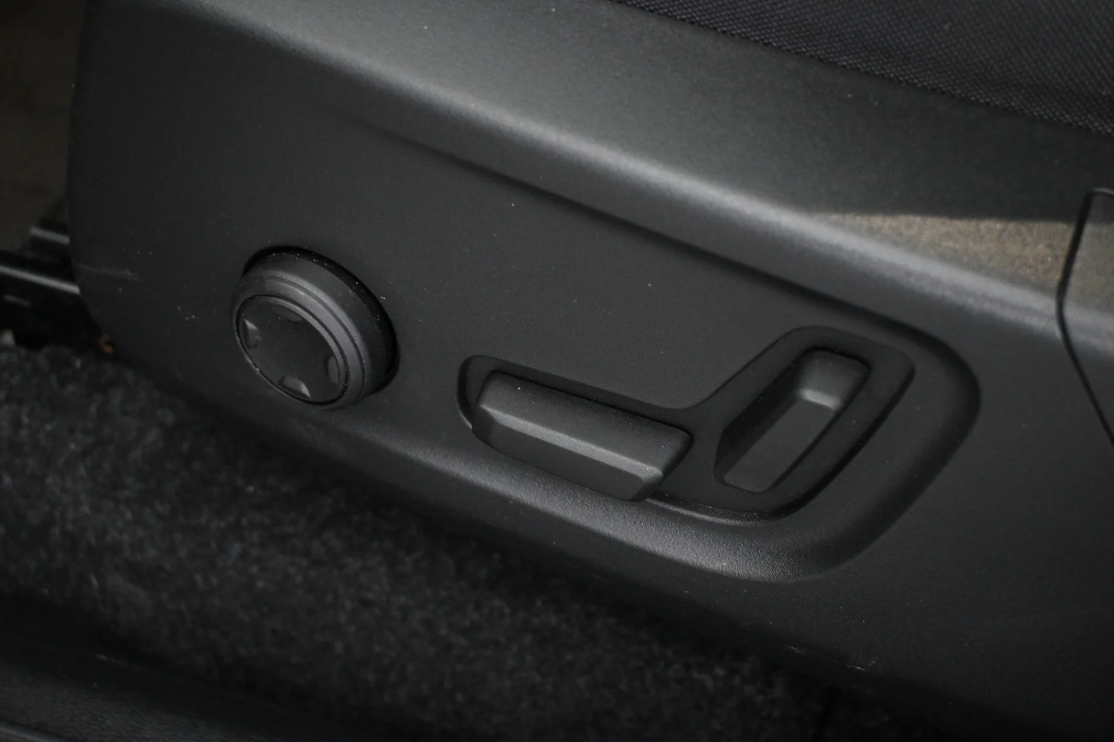 Car Image - 2GzAIsspGbOstewQnpMLrL