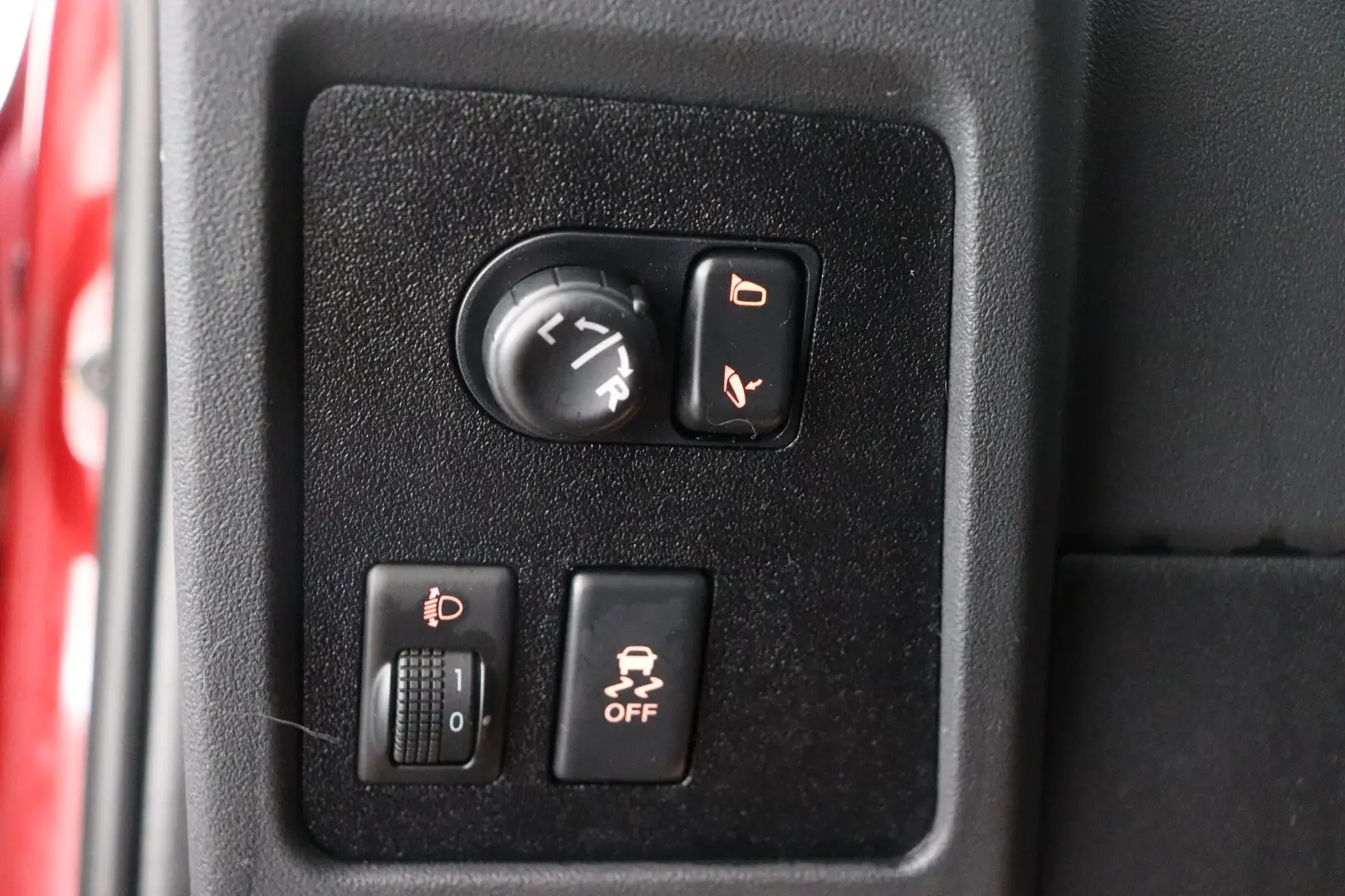 Car Image - 1hiBJn2tXSGOLB6iLrhpxx