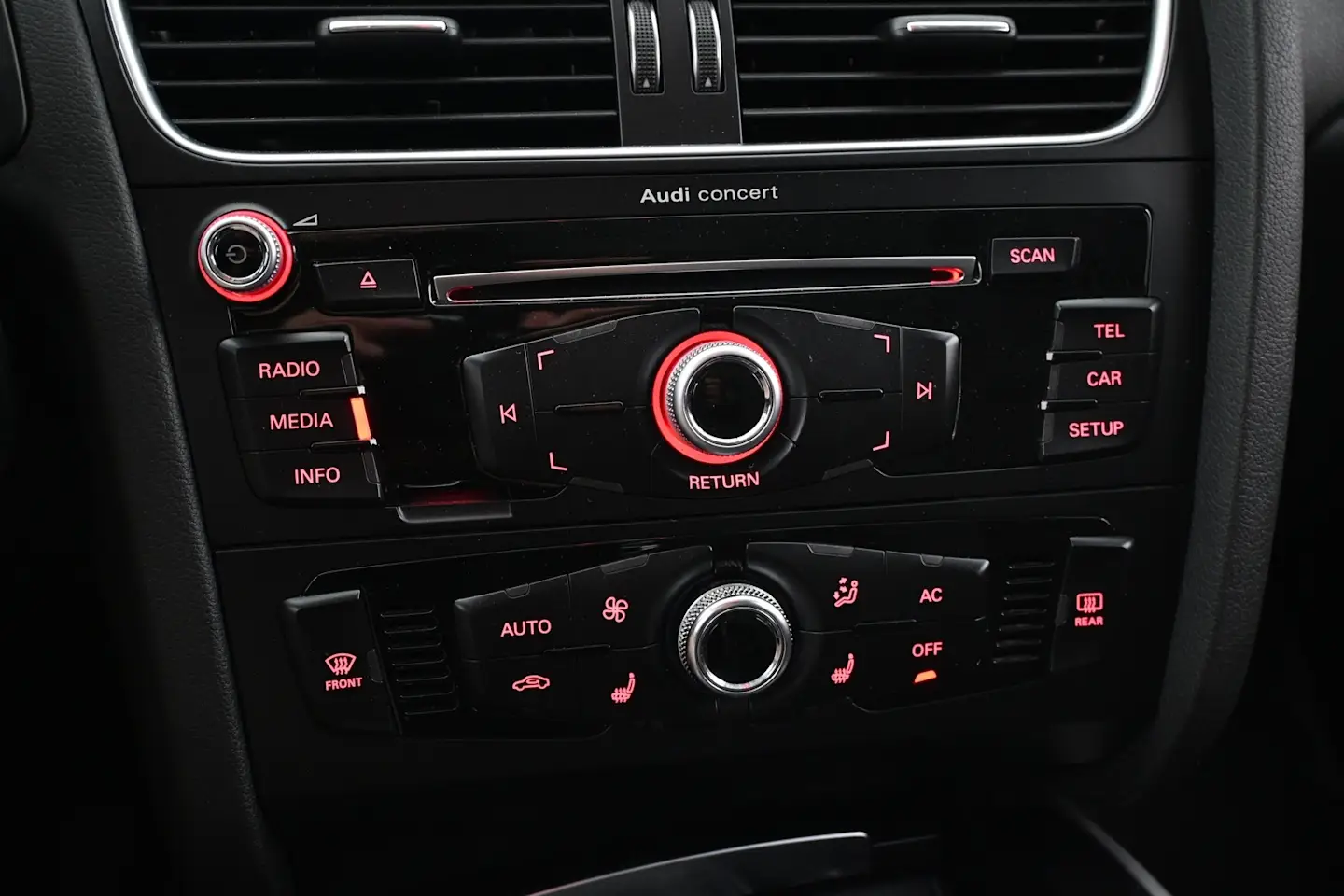 Car Image - 4du8Q3XbghQKaUuiHHjuoT