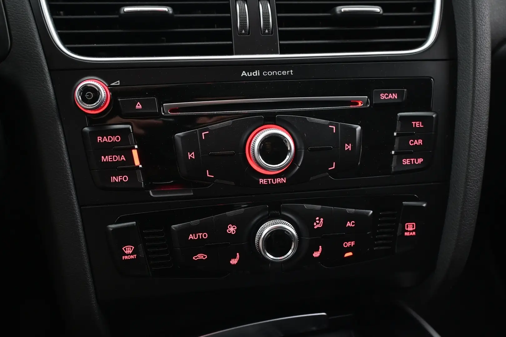 Car Image - 4du8Q3XbghQKaUuiHHjuoT