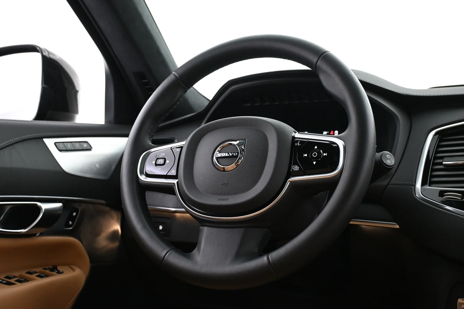 Car Image - 40ciVhb8UeHB4i1CXVSIY1