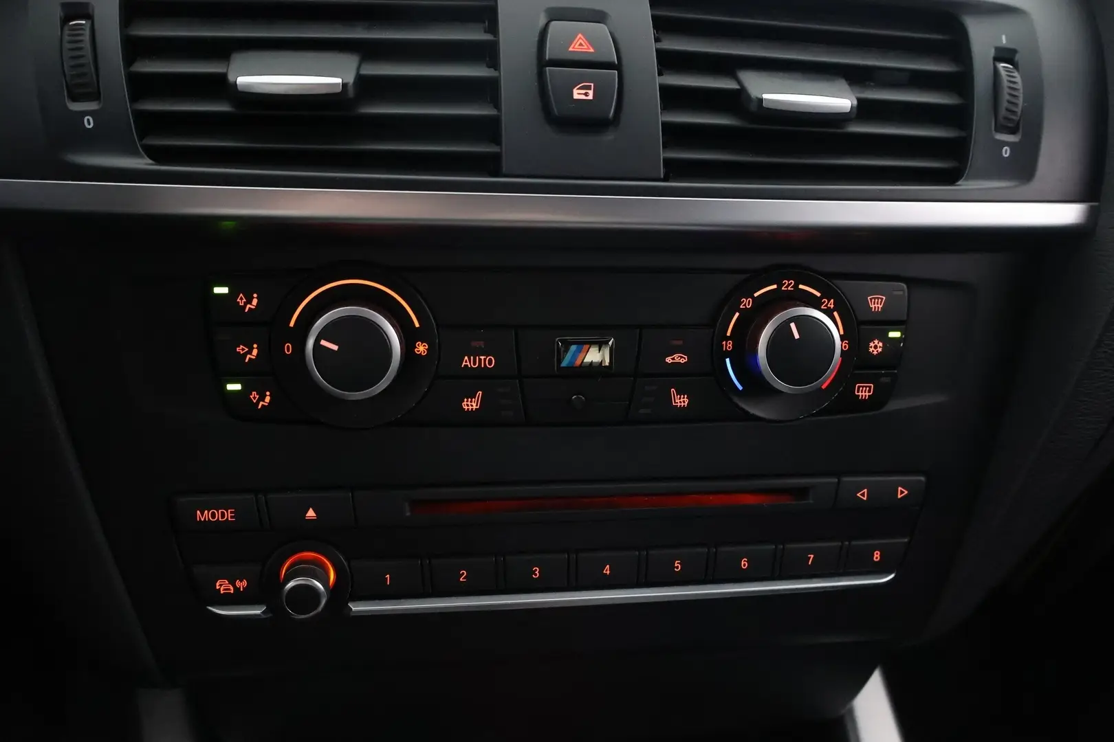 Car Image - bNyL0xdipFiKLkVPgUkjW