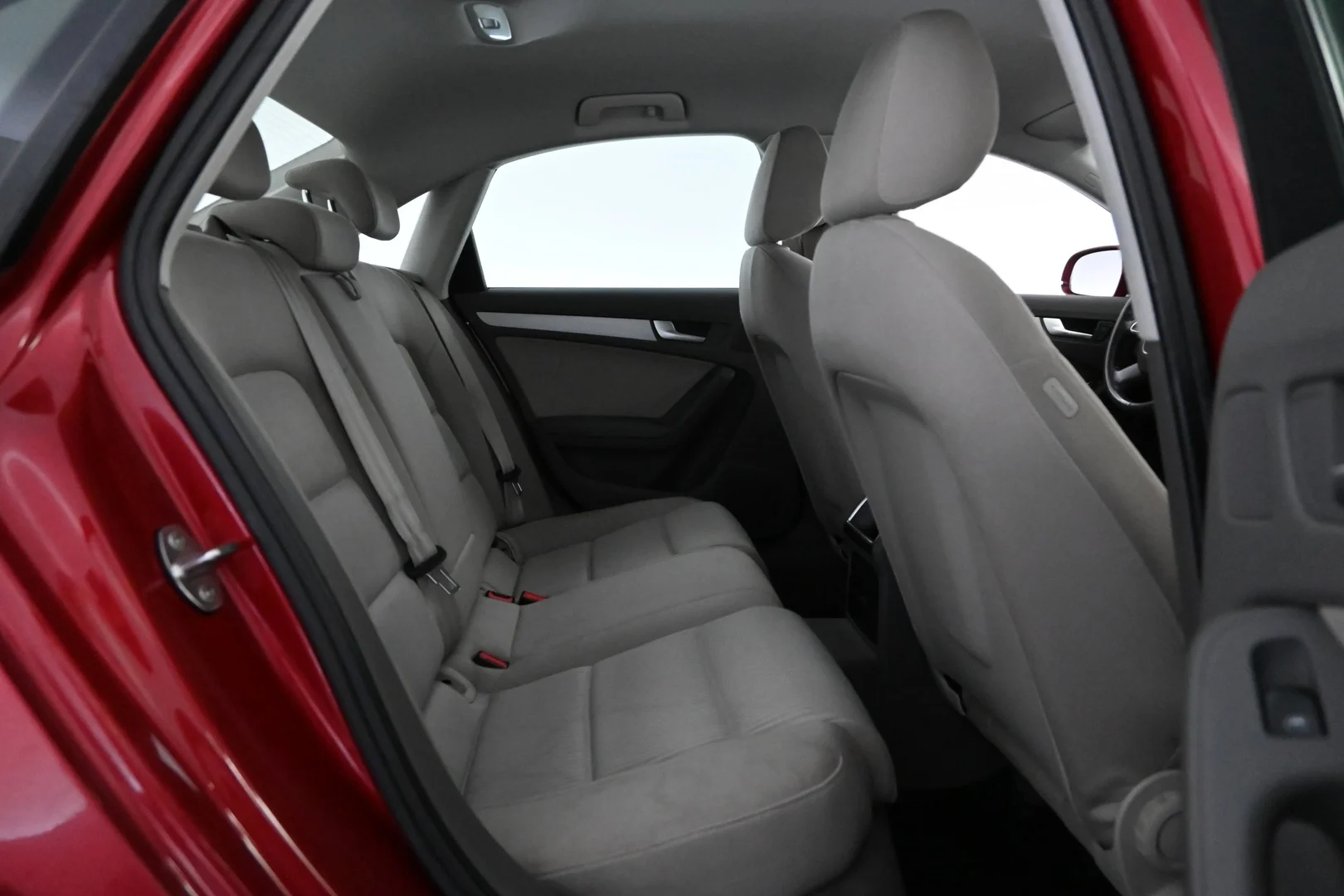 Car Image - MpyoIa7FE55dxDDD5rwOv