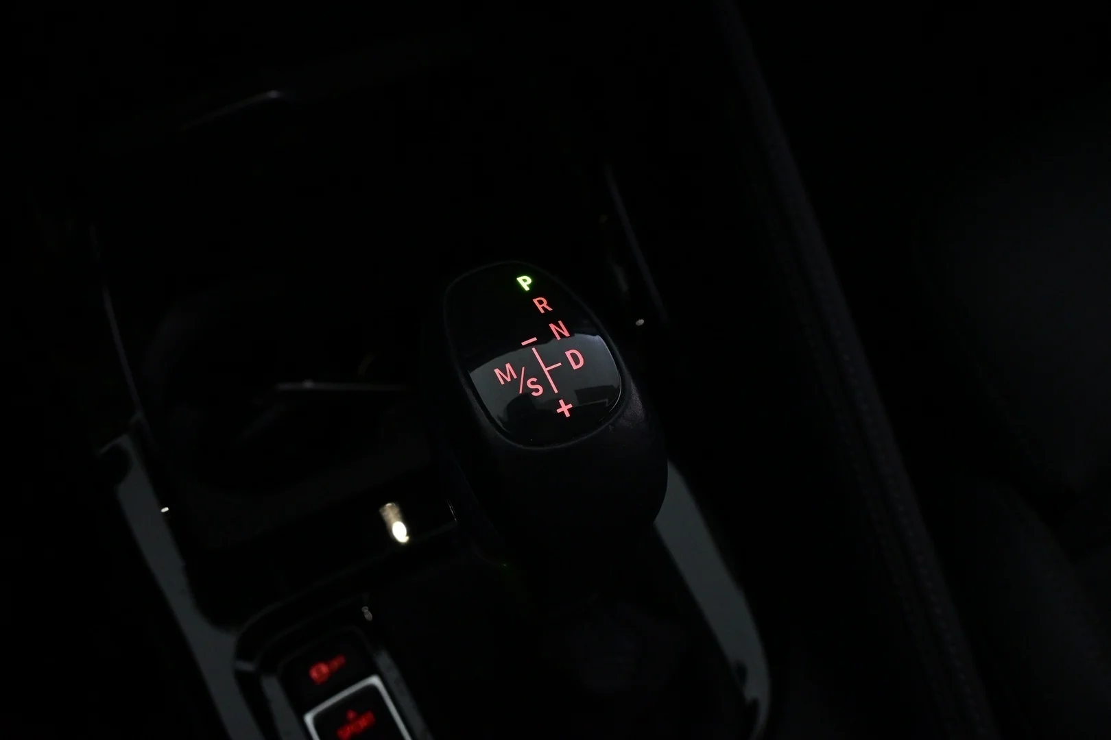 Car Image - 4GQH2LuB9dNzhQ1Fj5JPRX