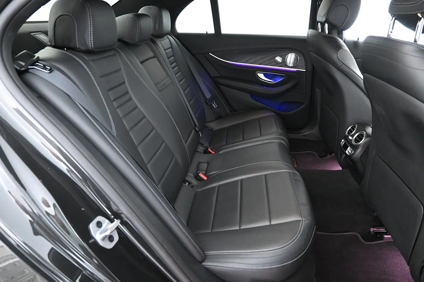 Car Image - eLJ0zJiDitG1csoRkrdW4