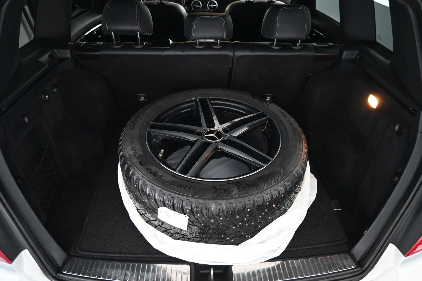 Car Image - 5lhebi3C6b3Vcr5KbbHfQd