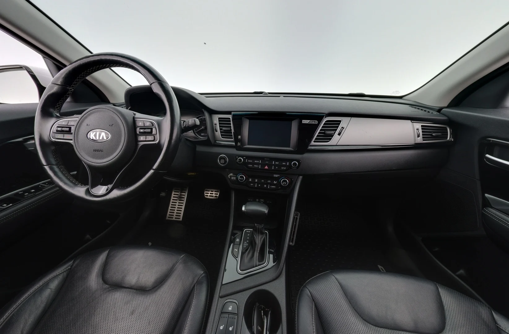 Car Image - 2mkQt3Zs3IbKnHy2AU8rzz
