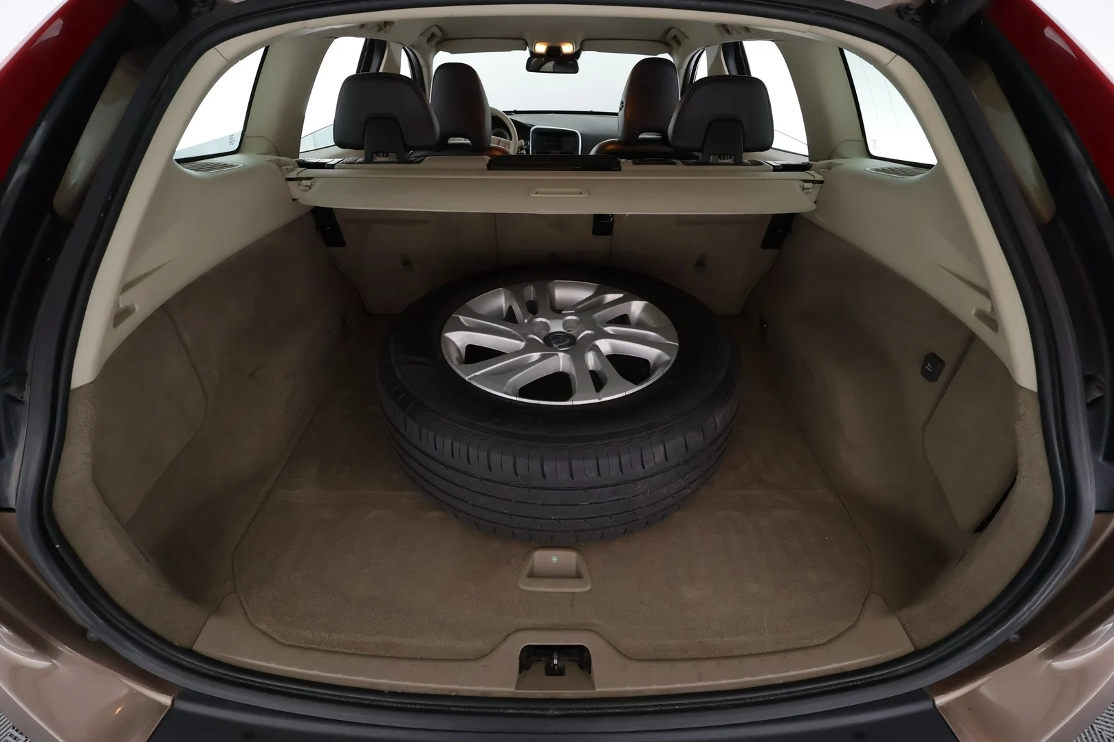 Car Image - 5dLXYhSCap0iYQuj96Qq3D