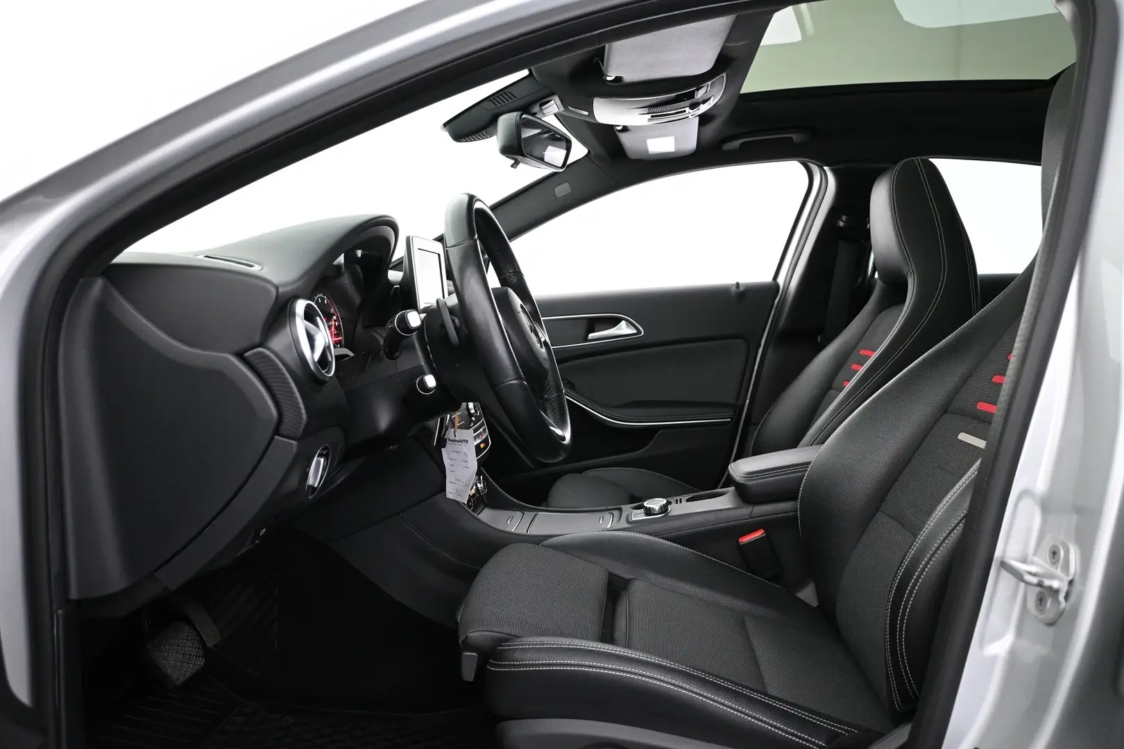 Car Image - 5G3spXUHXqz8JiZ7MhDRyx