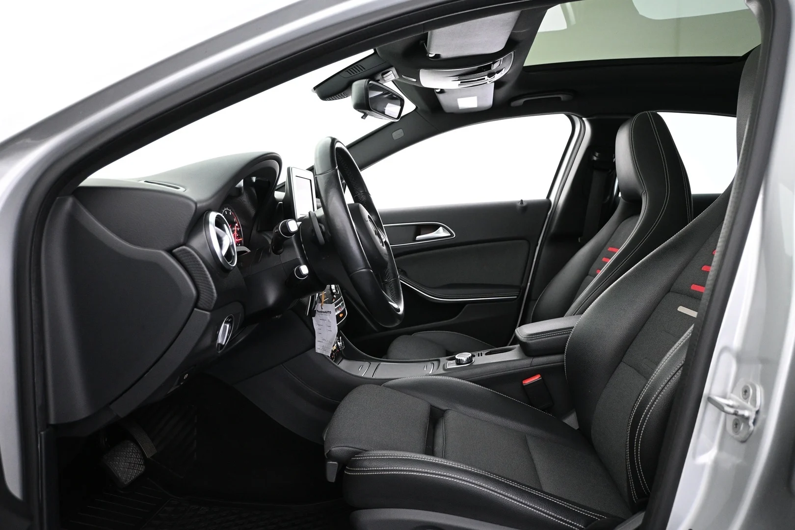 Car Image - 5G3spXUHXqz8JiZ7MhDRyx