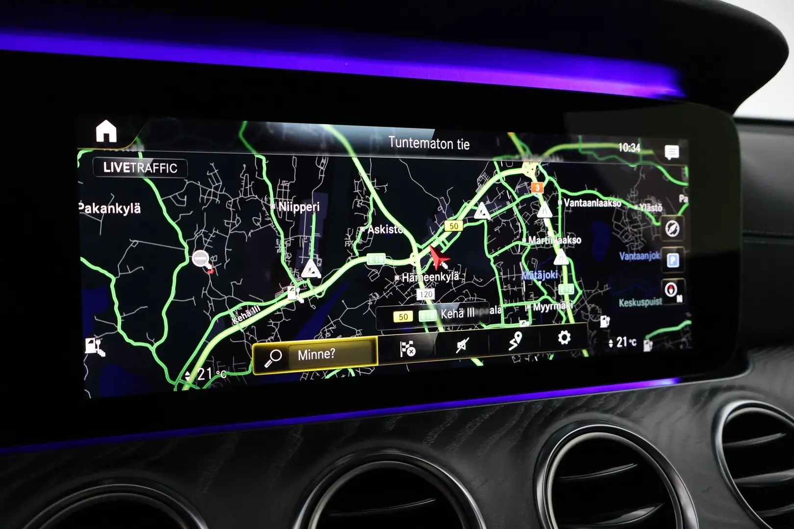Car Image - 5H331shrfcWo0ze9Ng9SiW