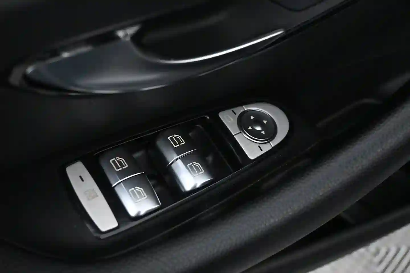Car Image - 6S7HdpMqQaBxi0x1N3ZODT