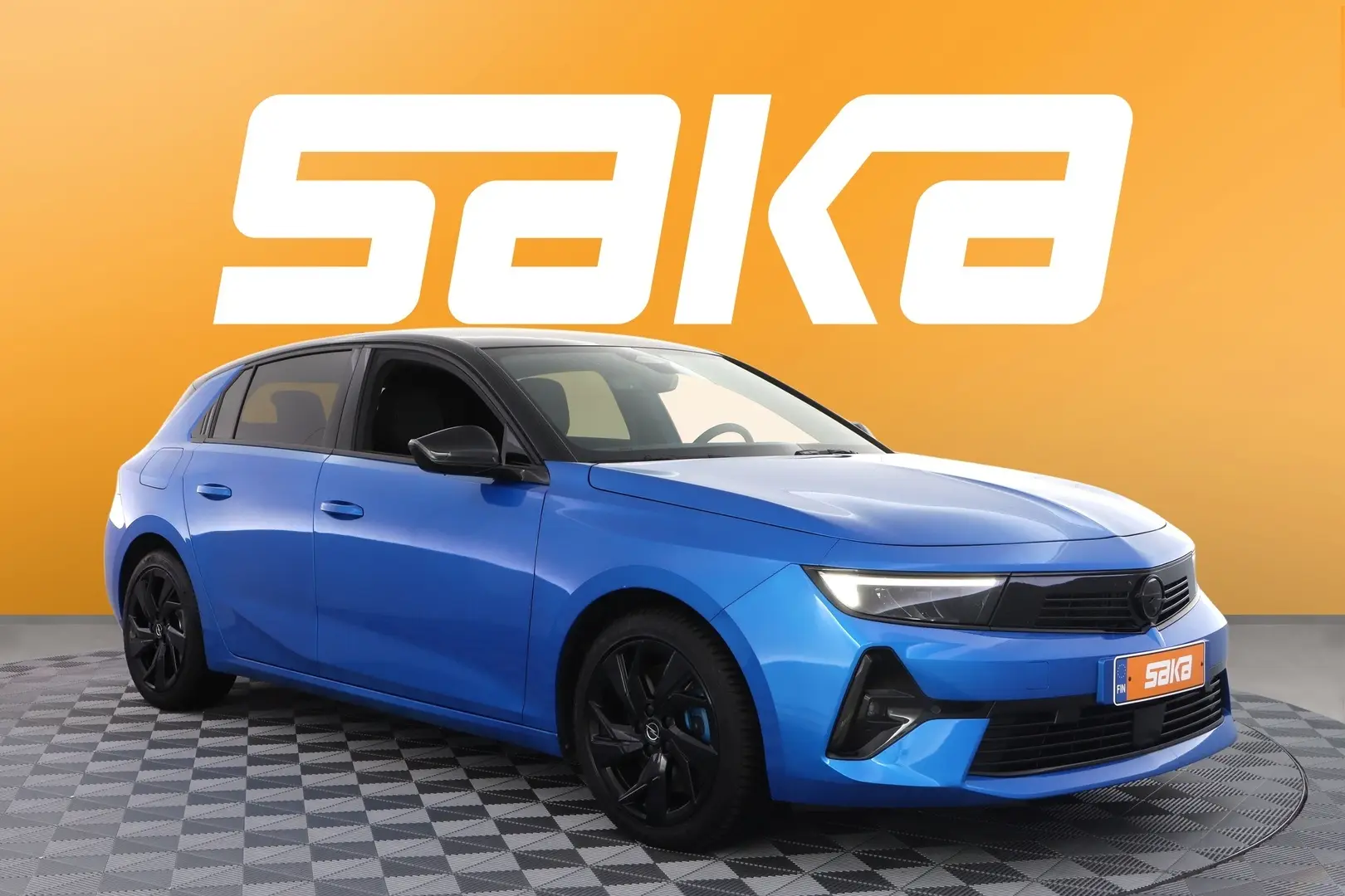 Car Image - oAJ9qpySy96LXucEzympd