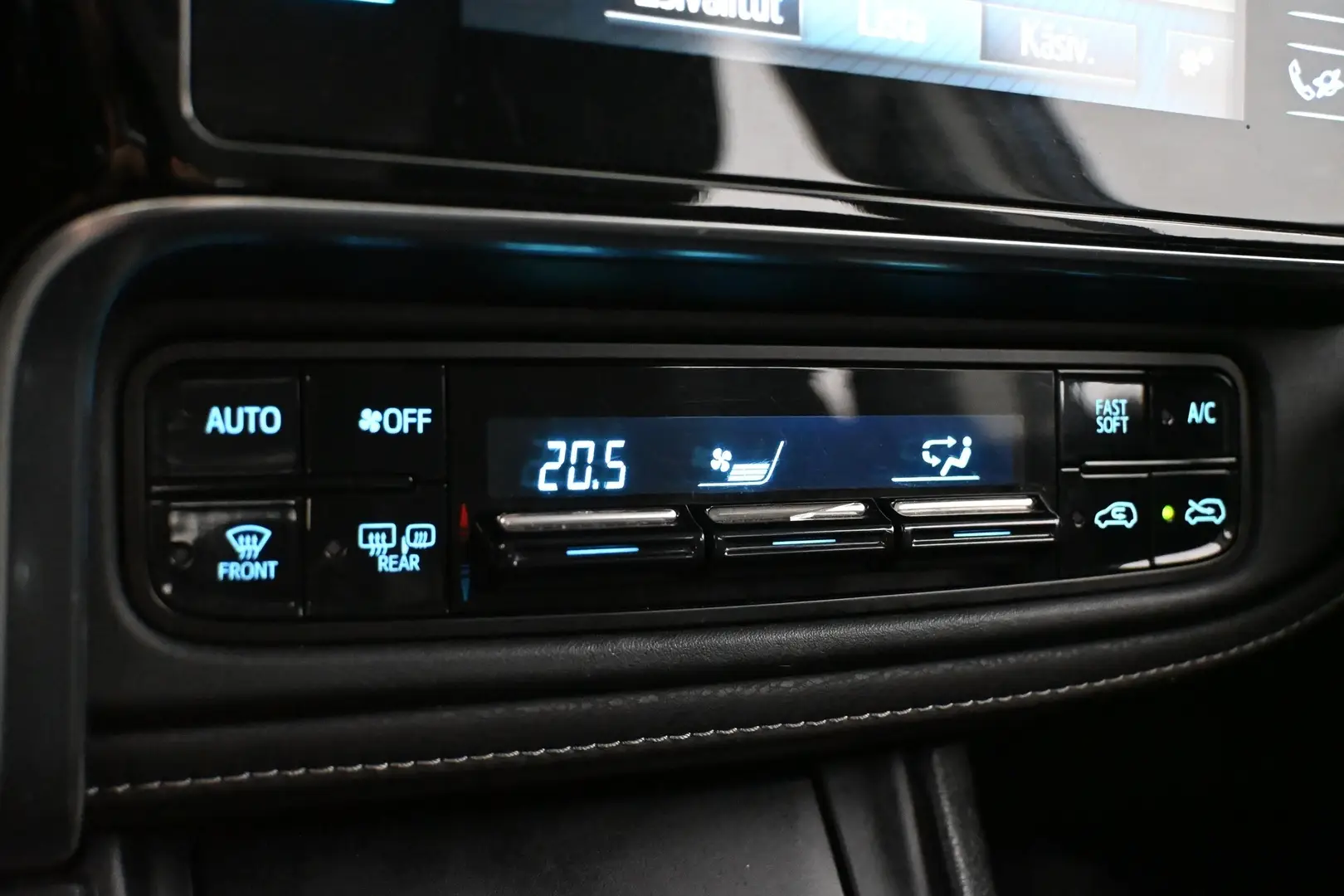 Car Image - pSjdKuFObD4KyjowM2Uw8