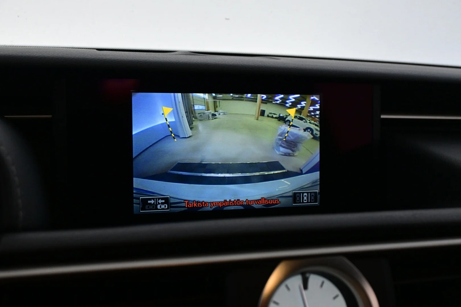Car Image - 6fKwNo8fVVPq22Mnk8V92n