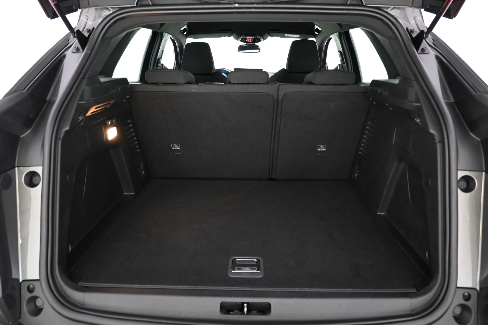 Car Image - 7LdAUyfGzJ9vxS0as1jJxh