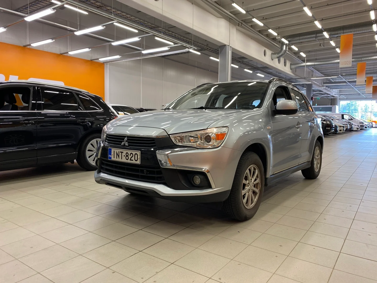 Car Image - UkrHAALCzTJ3BgZgKrHYc