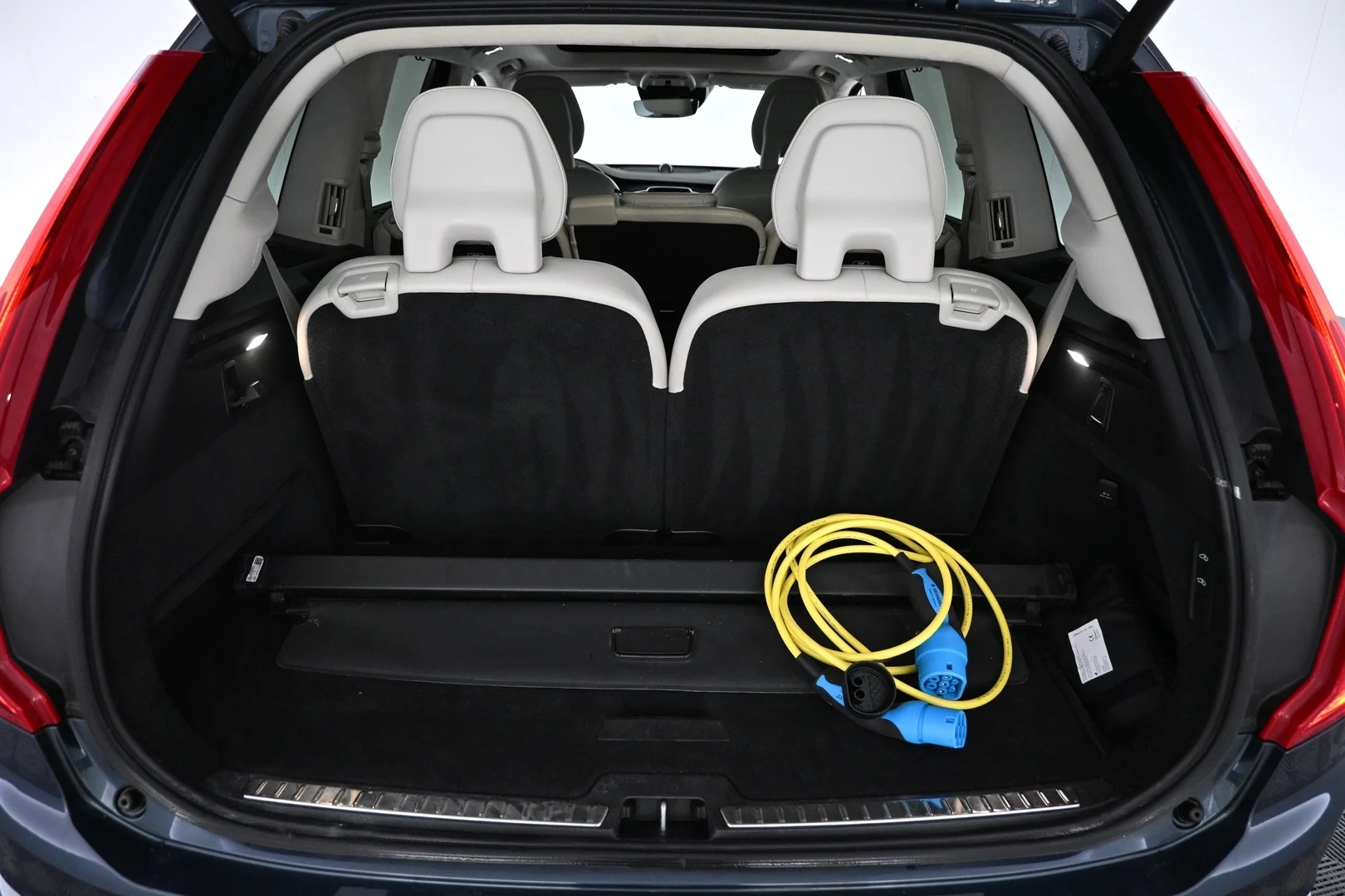 Car Image - 415pxrEmJDZ589YZCLeSgv