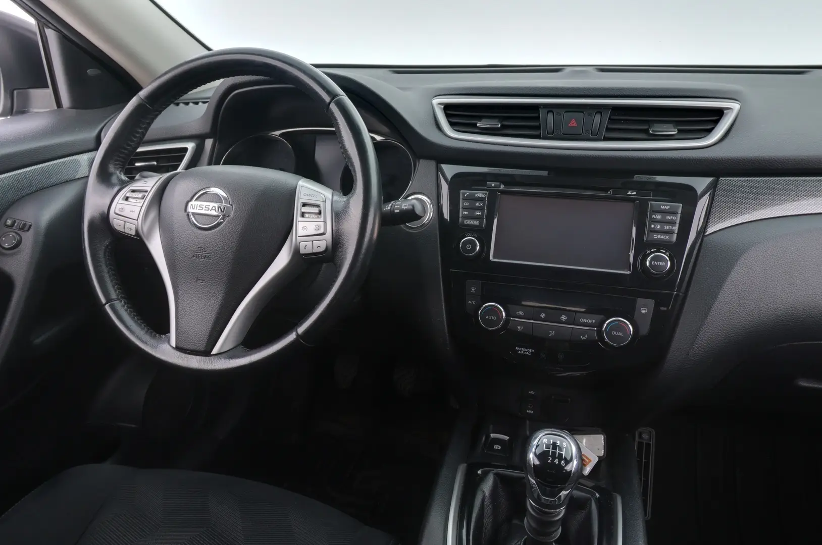 Car Image - 2iQNuvv8Ypr5TEFdVyrJyS