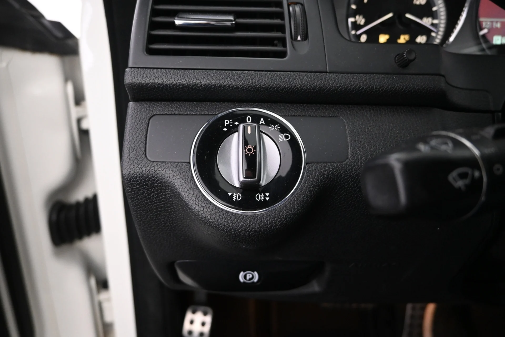 Car Image - 5JZhSFVdK41mf8bl1FBVOn