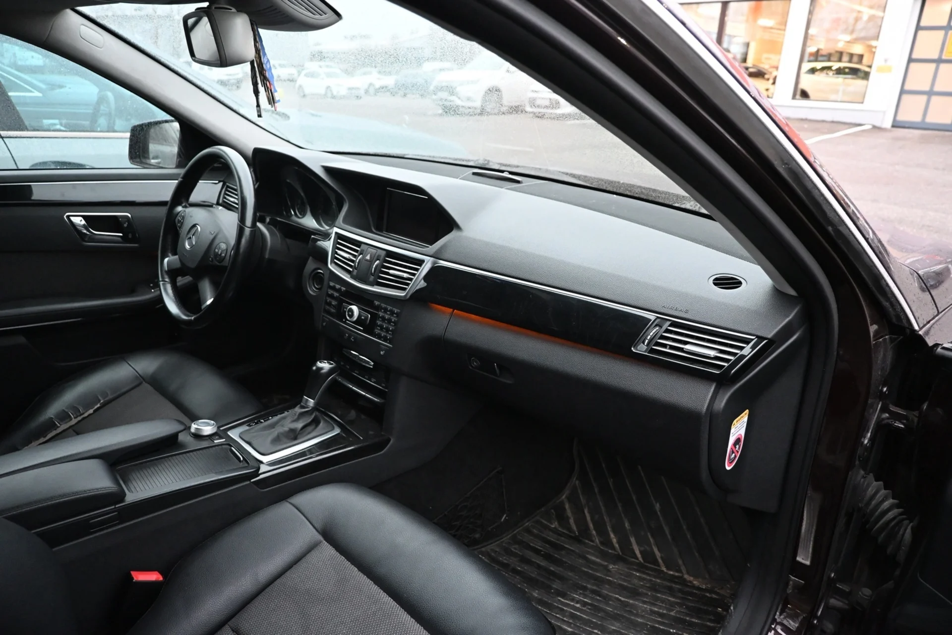 Car Image - 3nGXF8lVhuxmrLlZHsj8QK