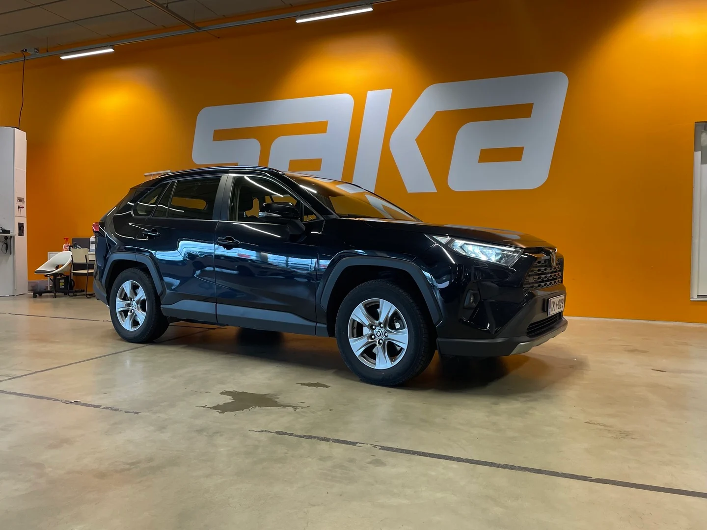 Car Image - 50Drpczwal20YhuqSdNsGT