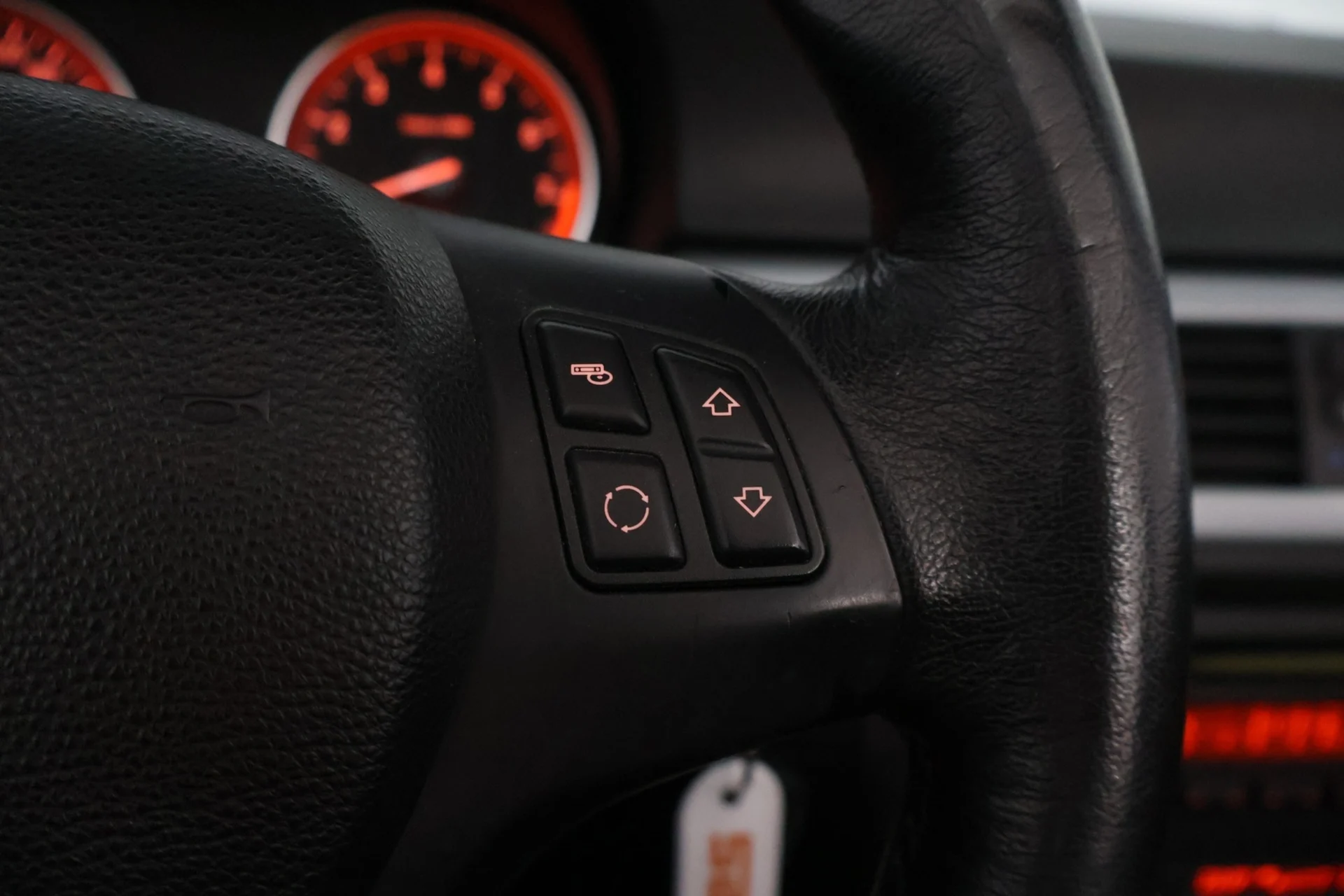 Car Image - 1emrEBFwvZdZPS3SjxkNB5