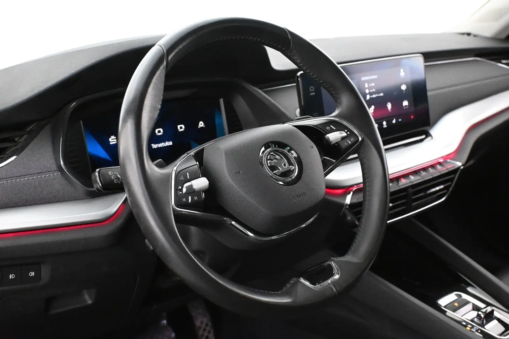 Car Image - 3quGSsFFB9dXdDe9BsKdcb
