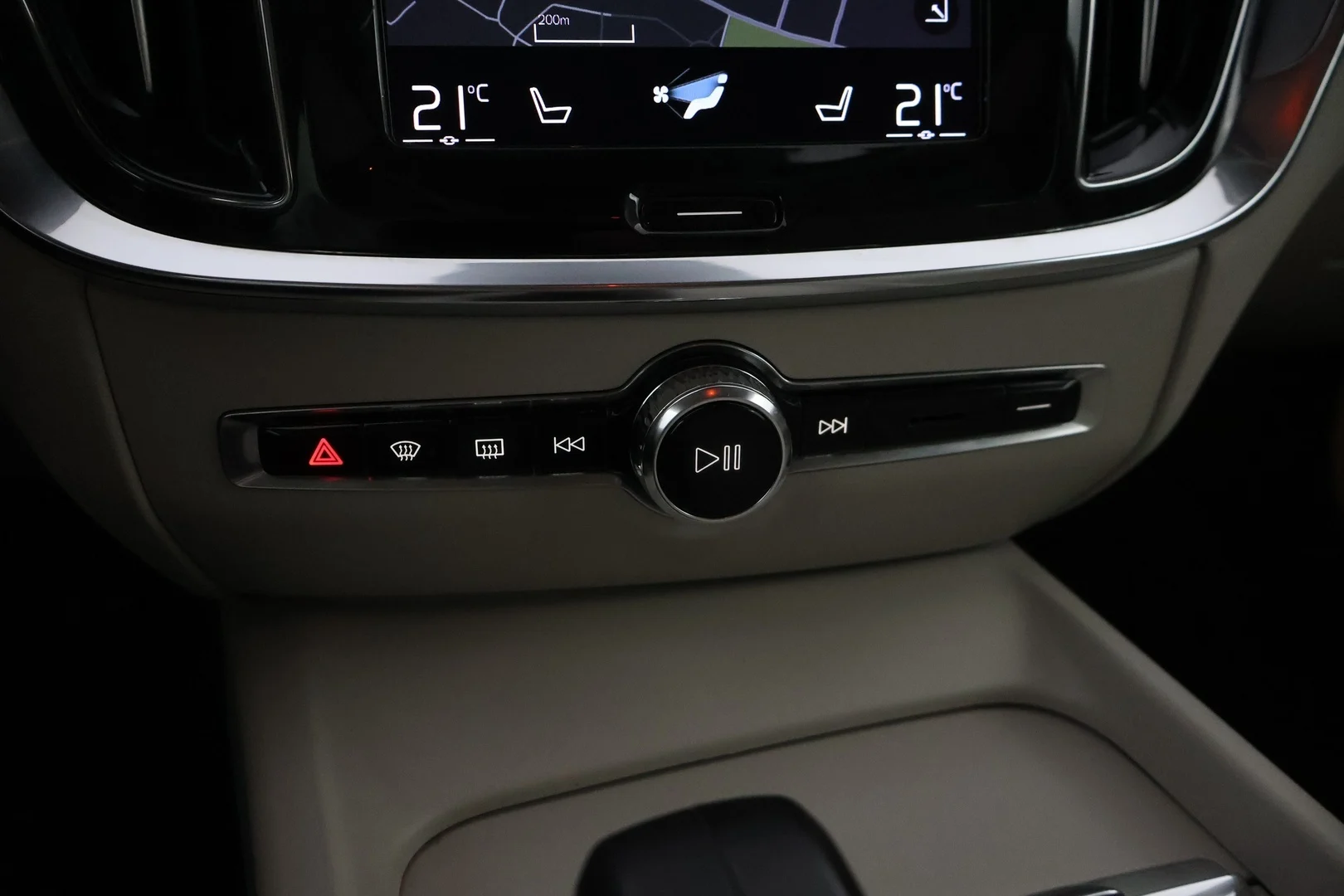 Car Image - 2DqymXaEARvqGmTBXyzQFQ