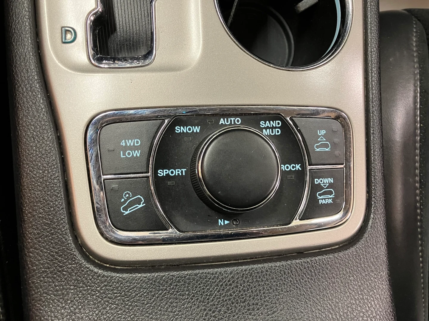 Car Image - 11PNJHzEc07gzDtr9ikxQ0