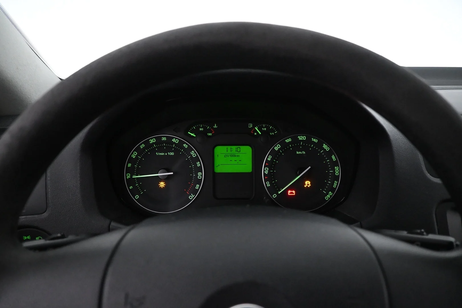 Car Image - 6hPnDHgYcF1jHqFEVaYHcA
