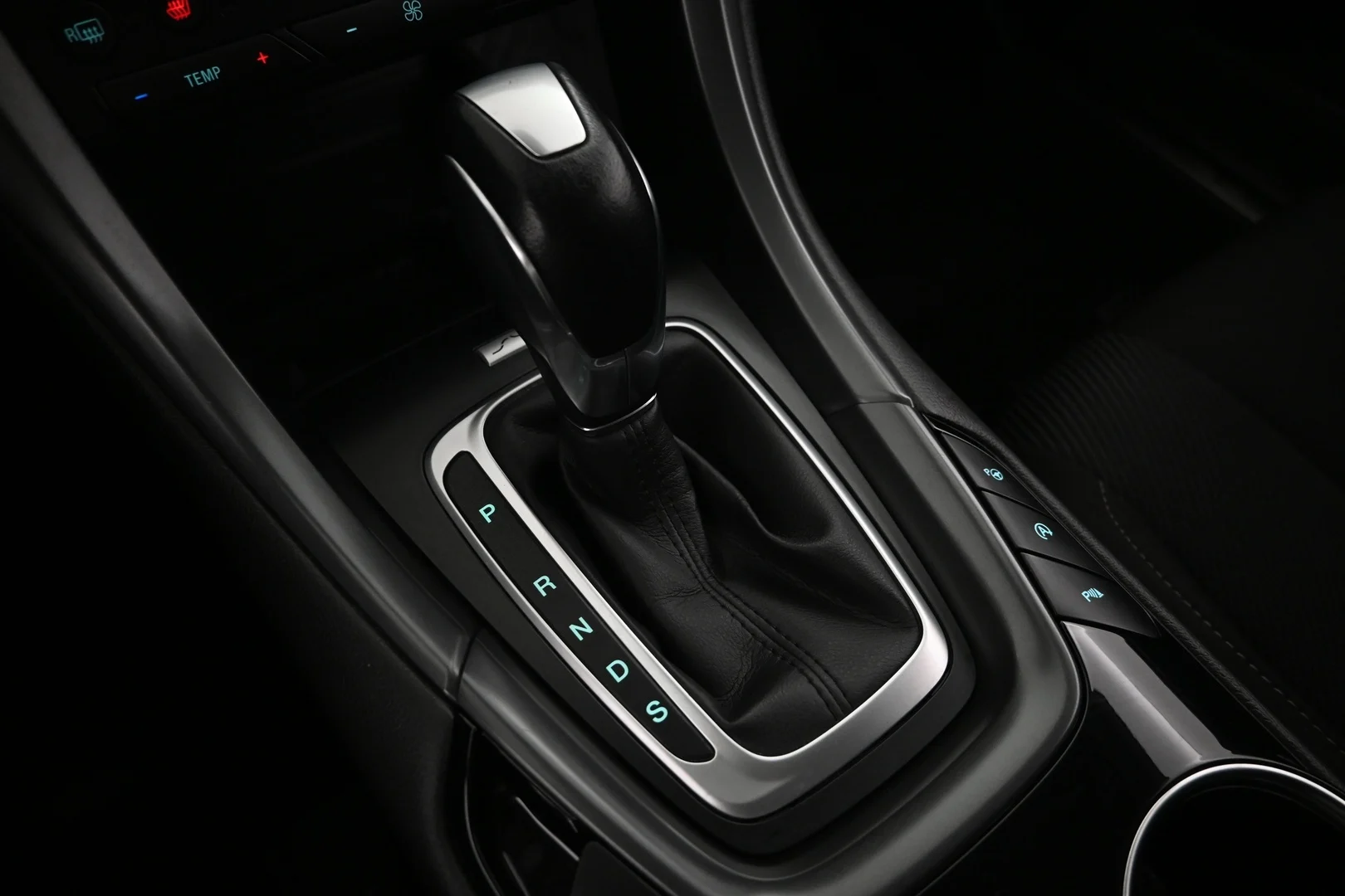 Car Image - 61JXP0tbHtWT9RUb8y07jJ