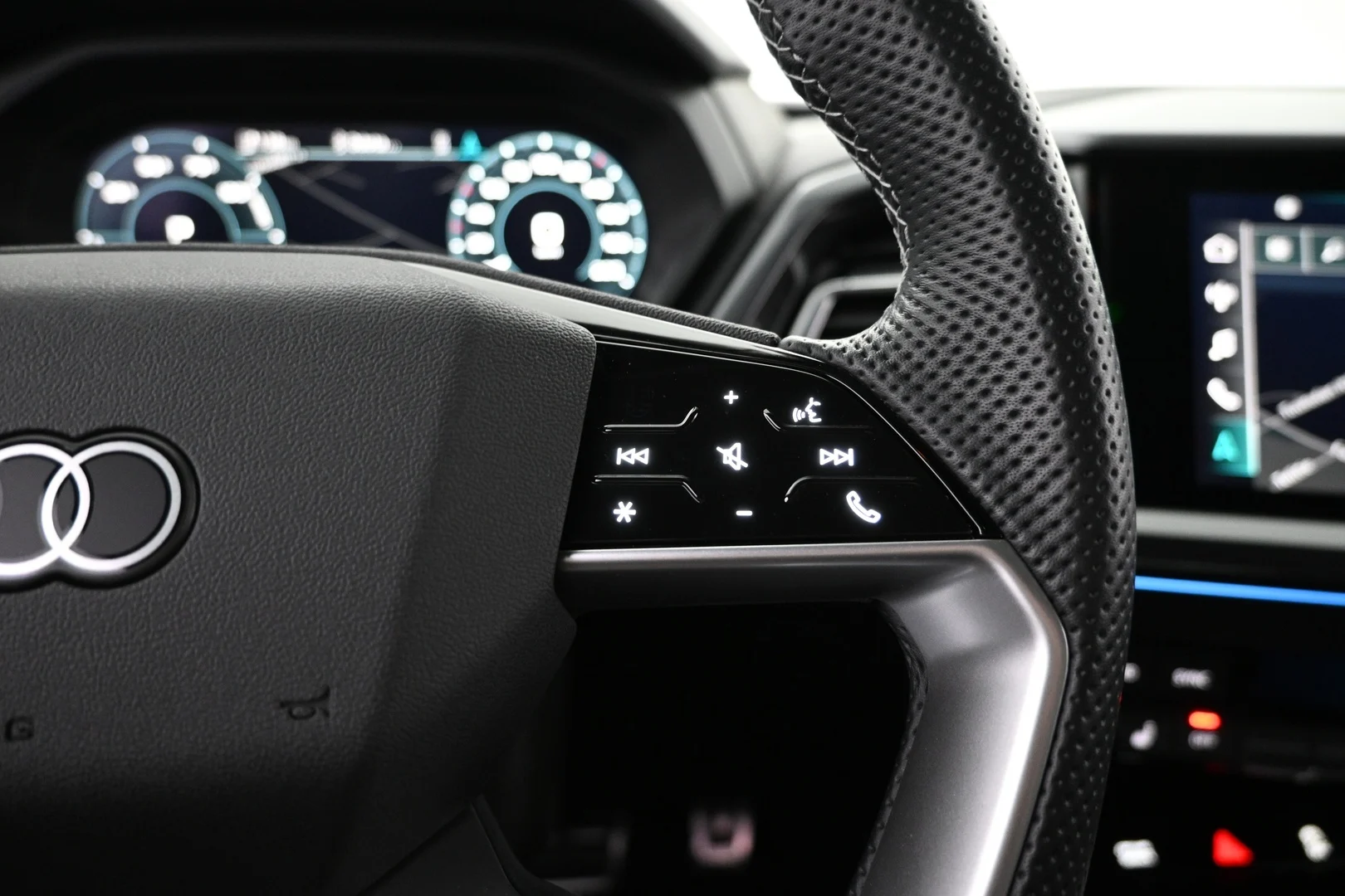 Car Image - 4B8iL6MJ0Dr6juG9ZLqmV7