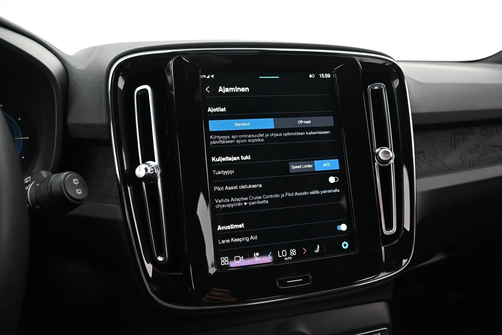 Car Image - 4YNX7hTvgn4b7O14J9jQTk