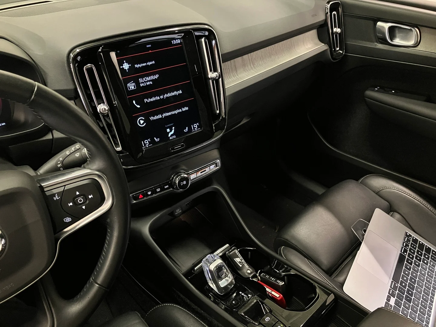 Car Image - 7qL1UHFvvz5qWrgBNFVtqe