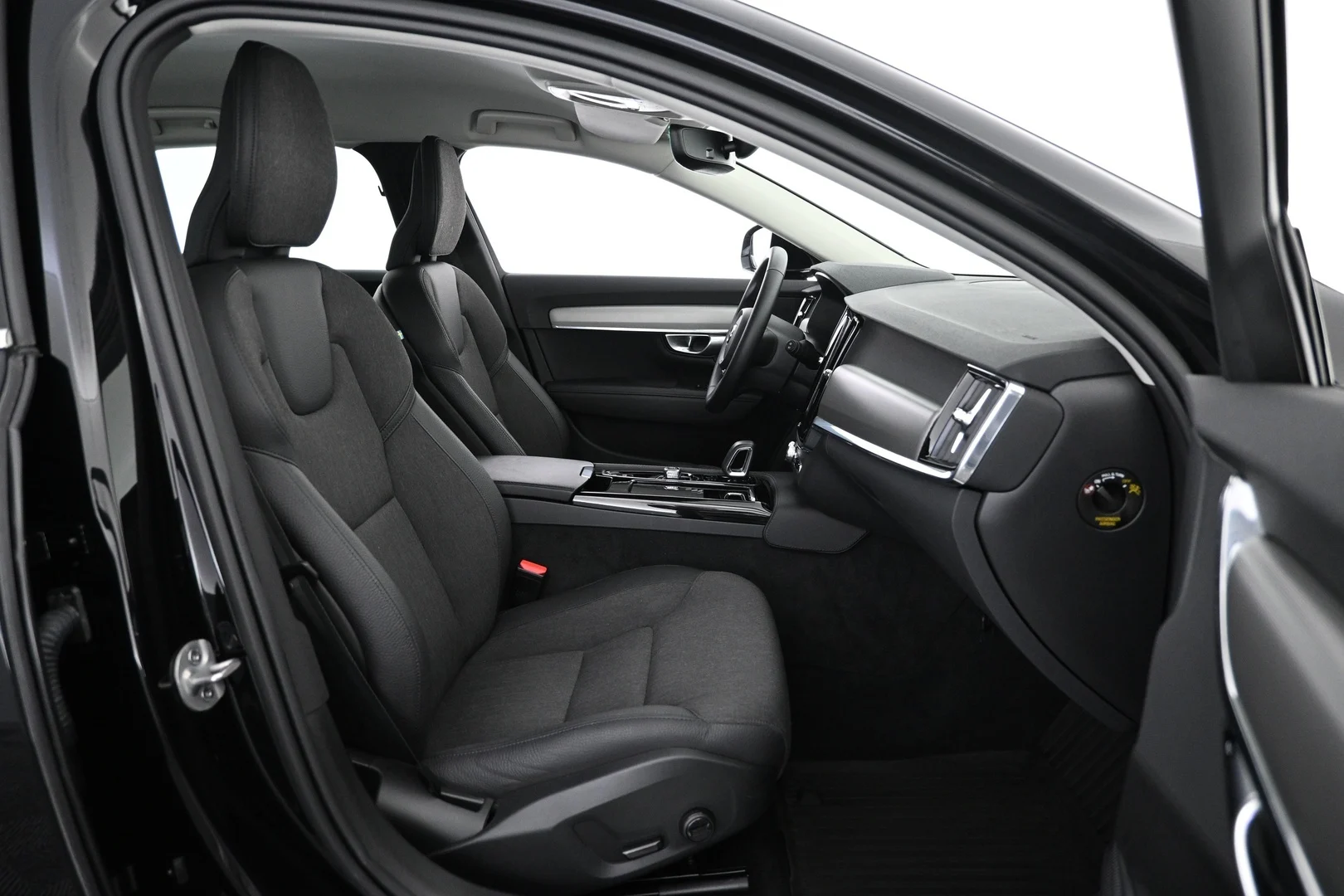 Car Image - 5awkBTeQmJxLZQsiIM9Ltz