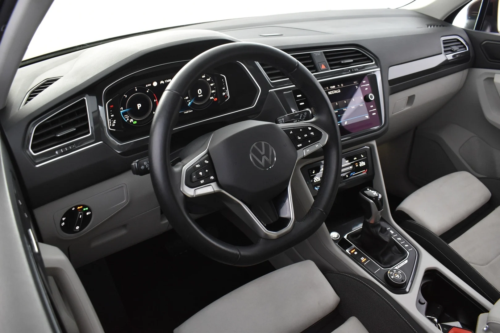Car Image - 3hQMFOZOuIVGX5dI5gHhmx