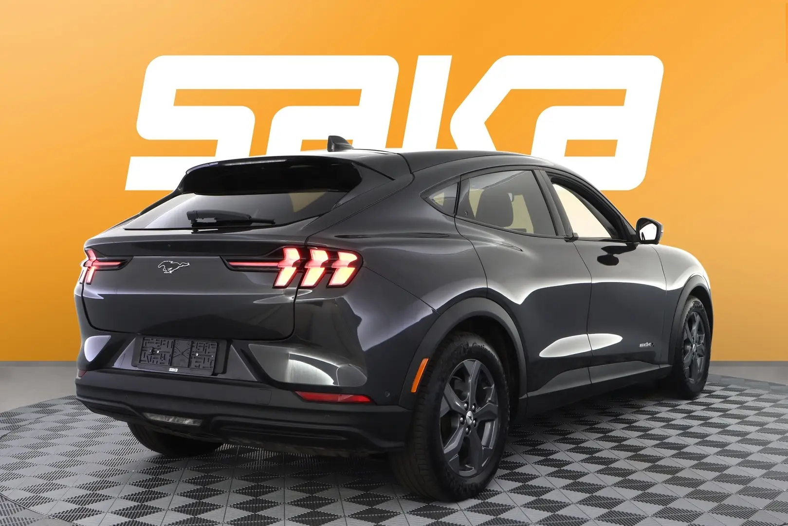 Car Image - 10a7kPofLwFRlh2ixuABI2