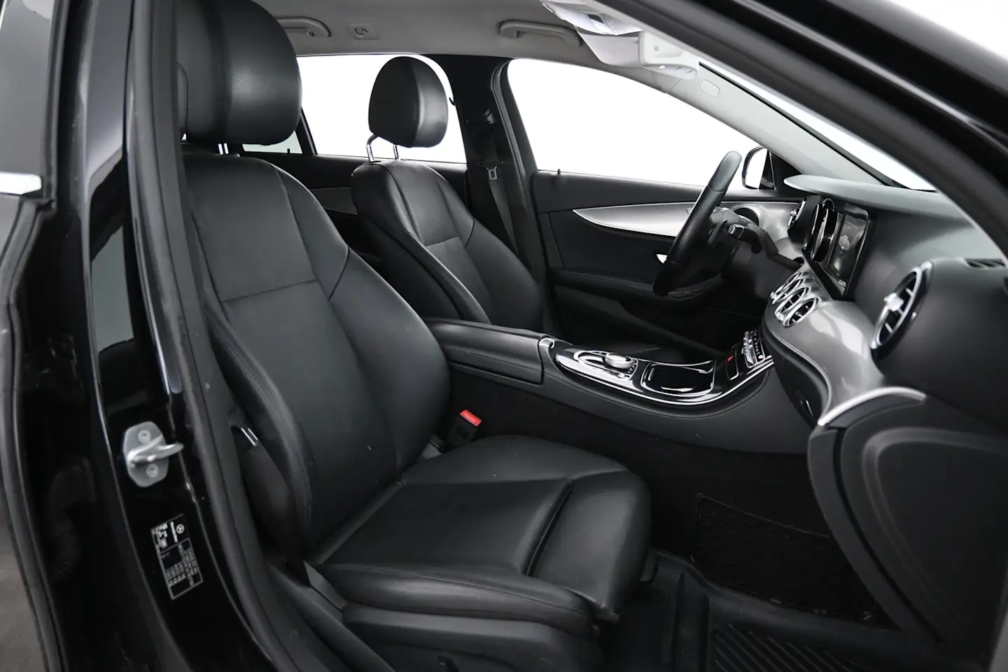 Car Image - 3ByqpgQjtgZnTSbmG1Nrjb