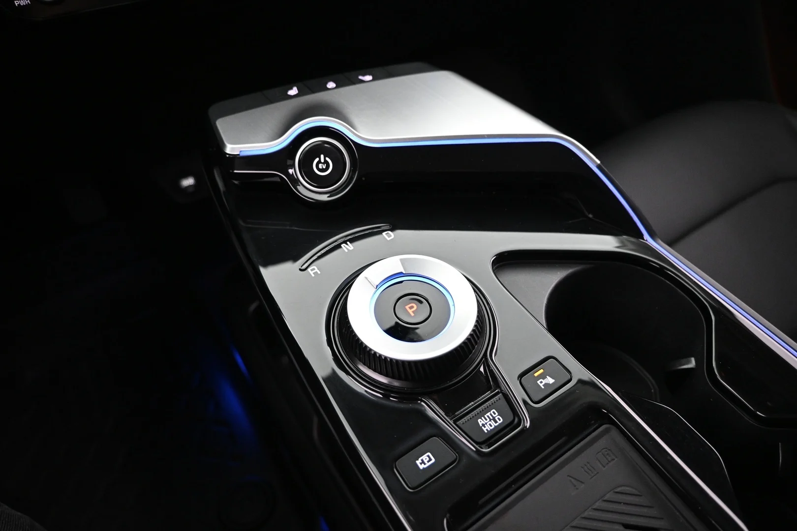 Car Image - 6wL5hFqIMMDMcGancXDZpl