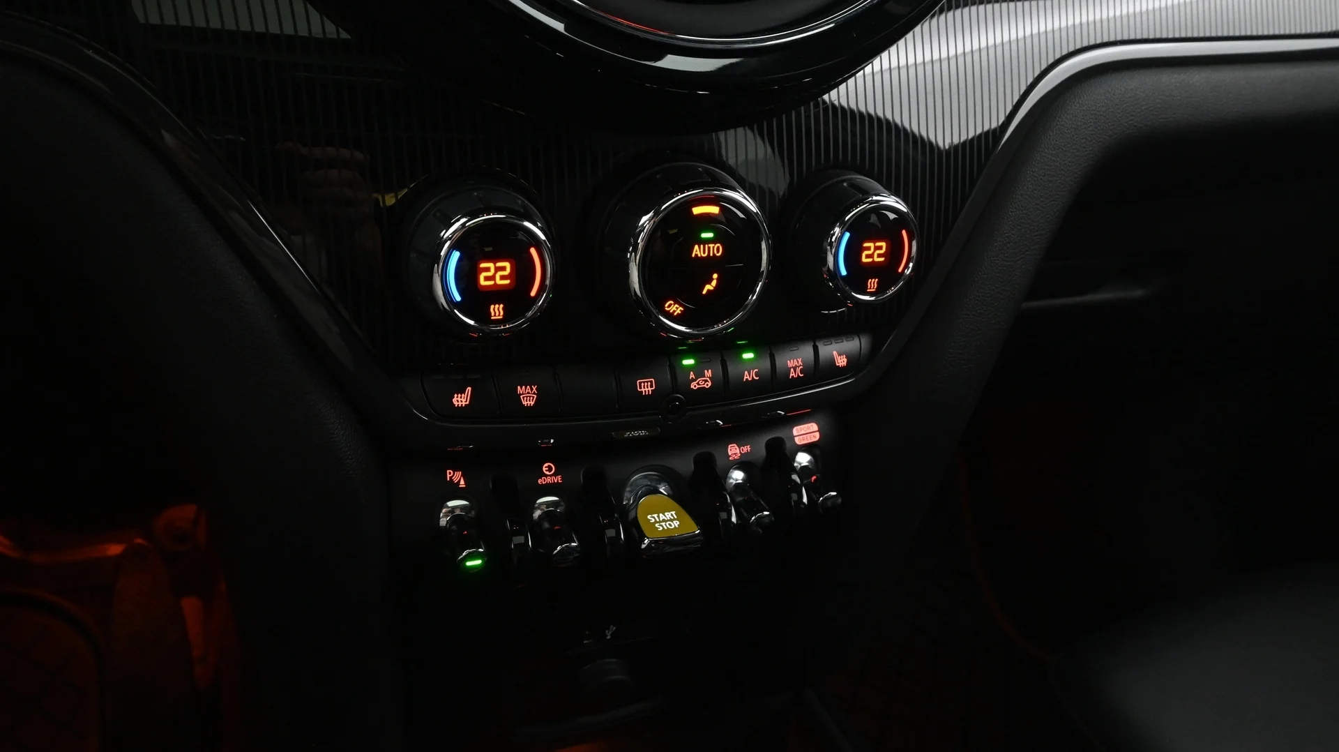 Car Image - 4KFSZ8nj8iIPlmlJsy7m5D